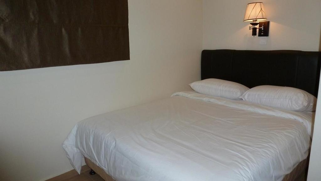Hong Hotel 2*